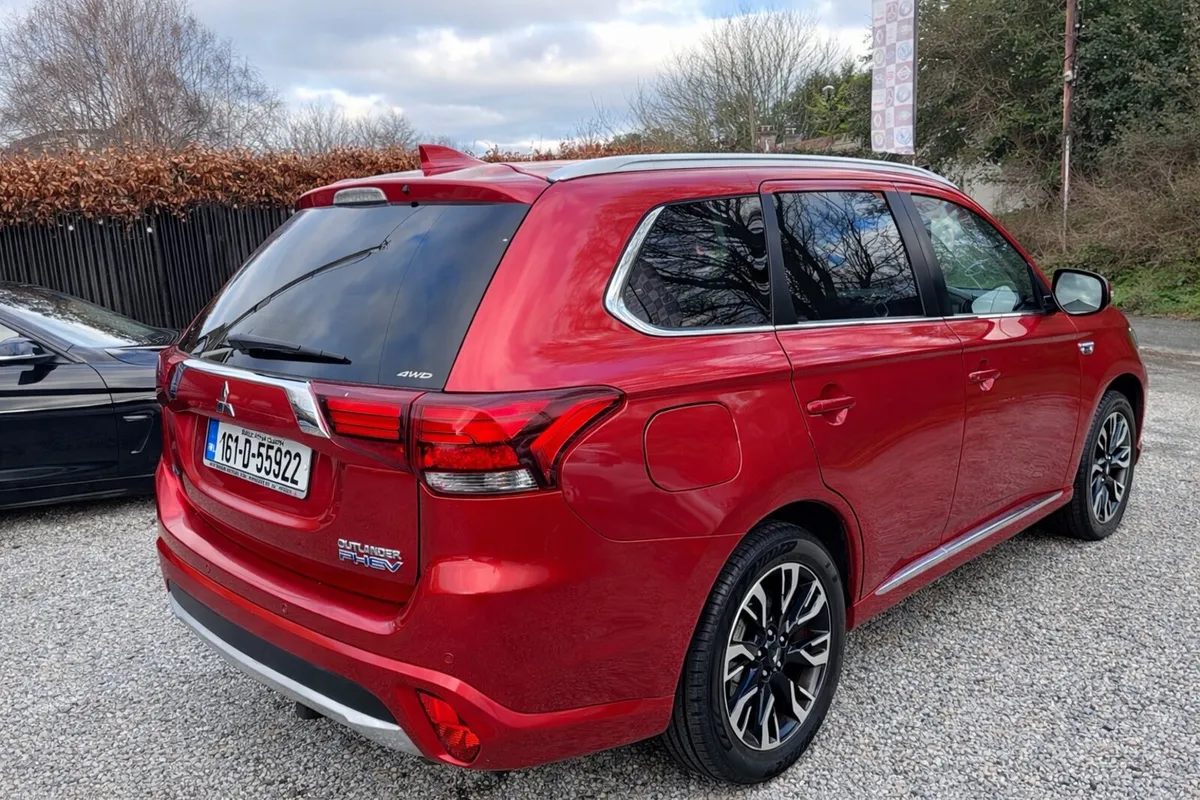 Mitsubishi Outlander PHEV GX4h | Plug-In Hybrid | - Image 6