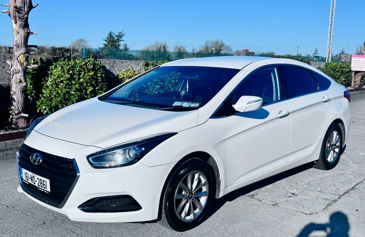 2016 Hyundai i40  EXECUTIVE PLUS IMMACULATE - Image 2