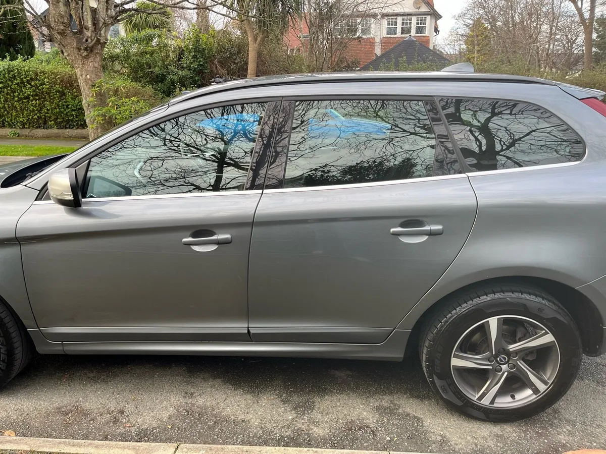 Volvo xc60 2015 D4 Automatic Diesel - Image 3