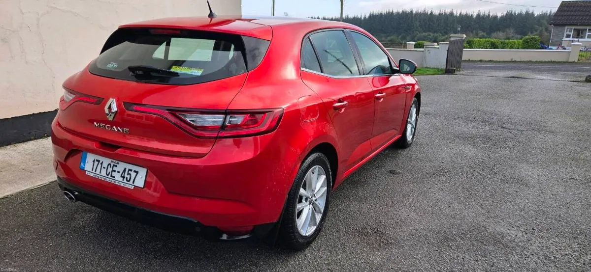 2017 Renault Megane Diesel Automatic - Image 3