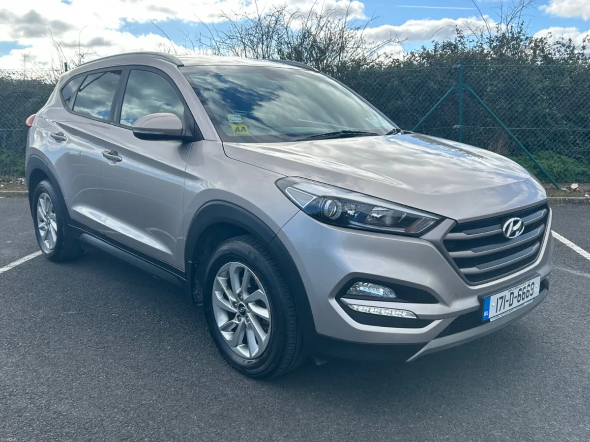 2017 HYUNDAI TUCSON 1.7D EXECUTIVE LOW MILES - Image 1