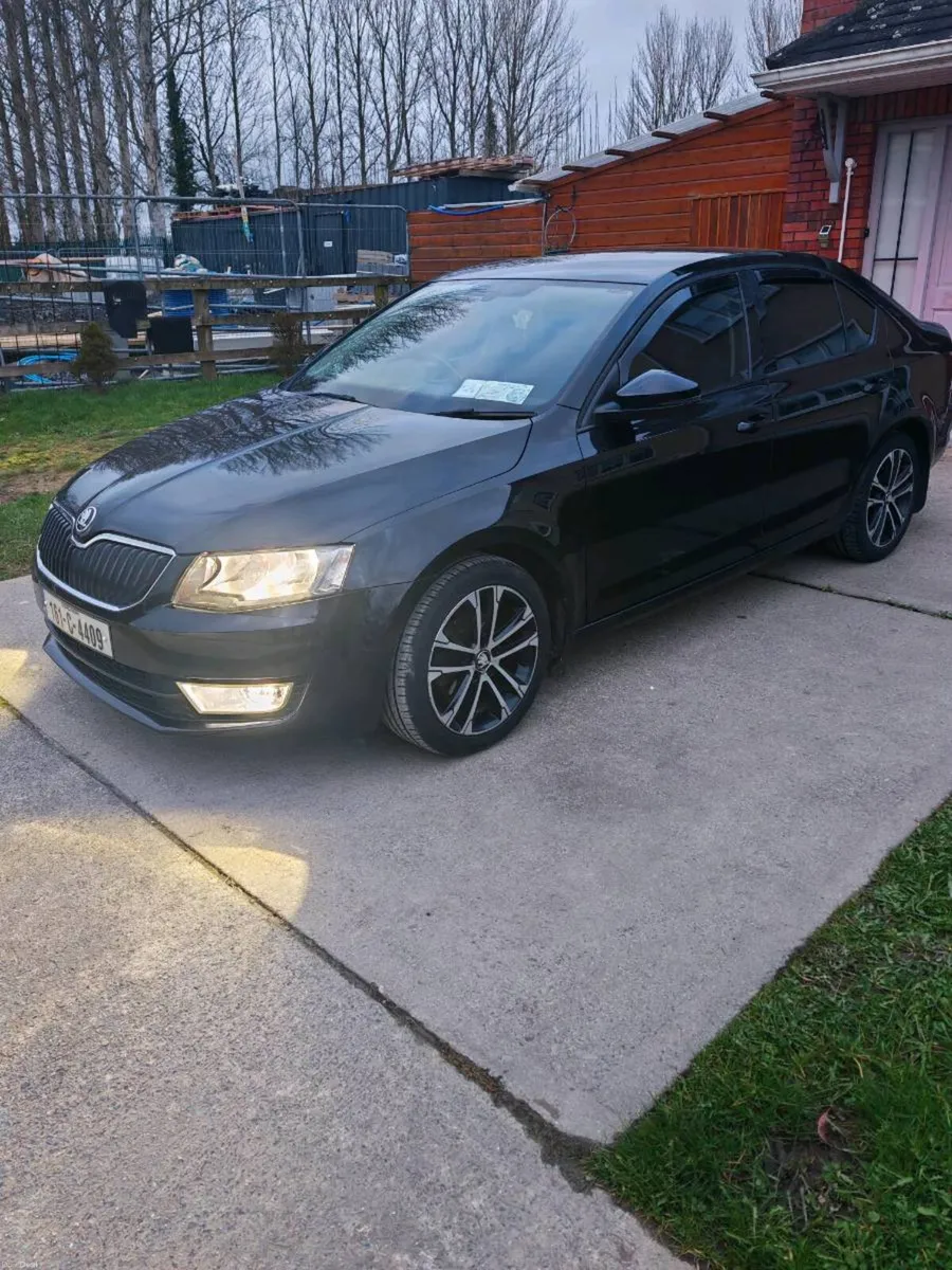 Skoda Octavia VRS interior - Image 2