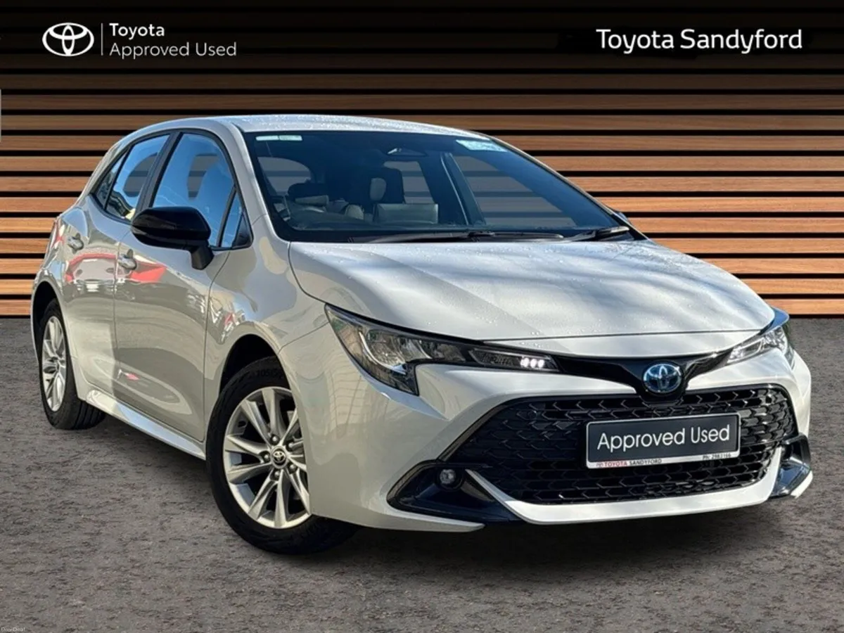 Toyota Corolla HYBRID LUNA HATCHBACK // REAR CAMER - Image 1