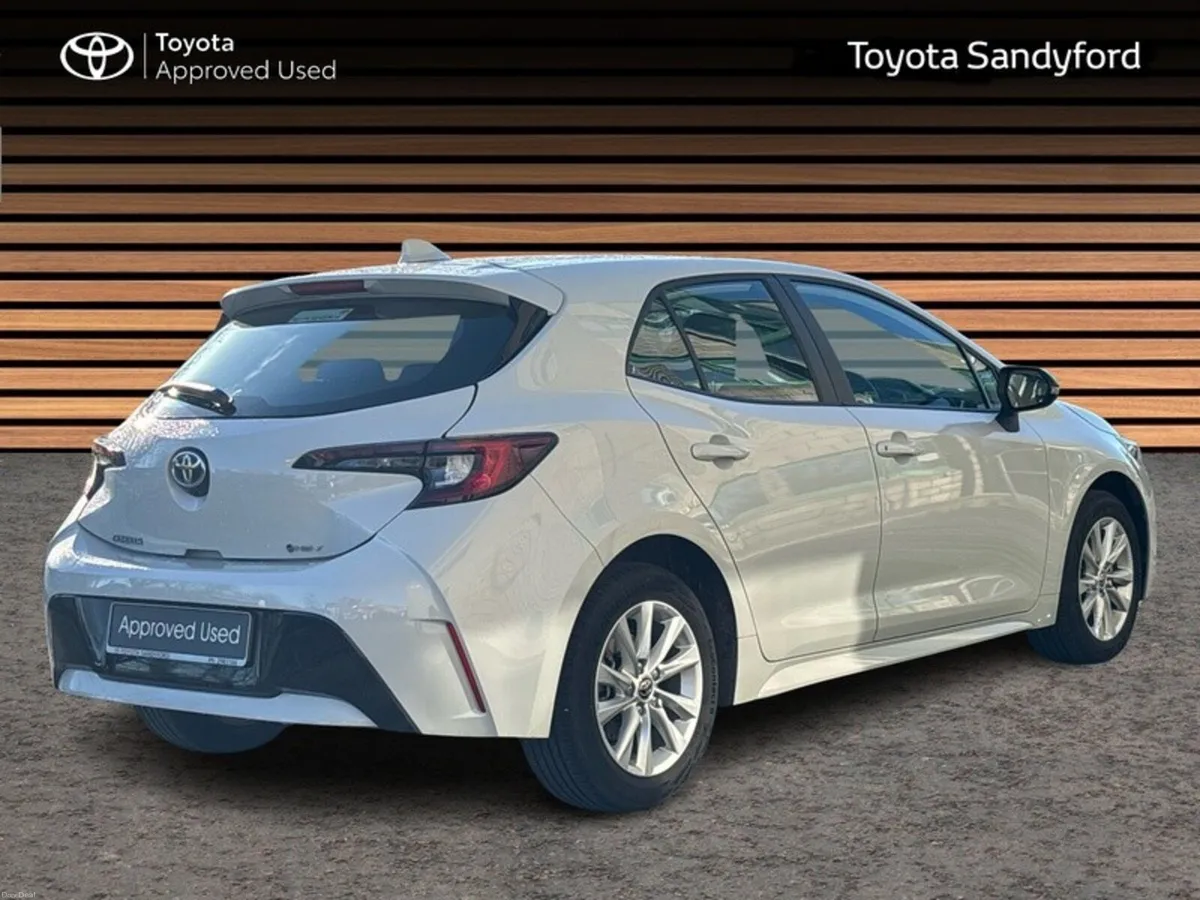 Toyota Corolla HYBRID LUNA HATCHBACK // REAR CAMER - Image 2