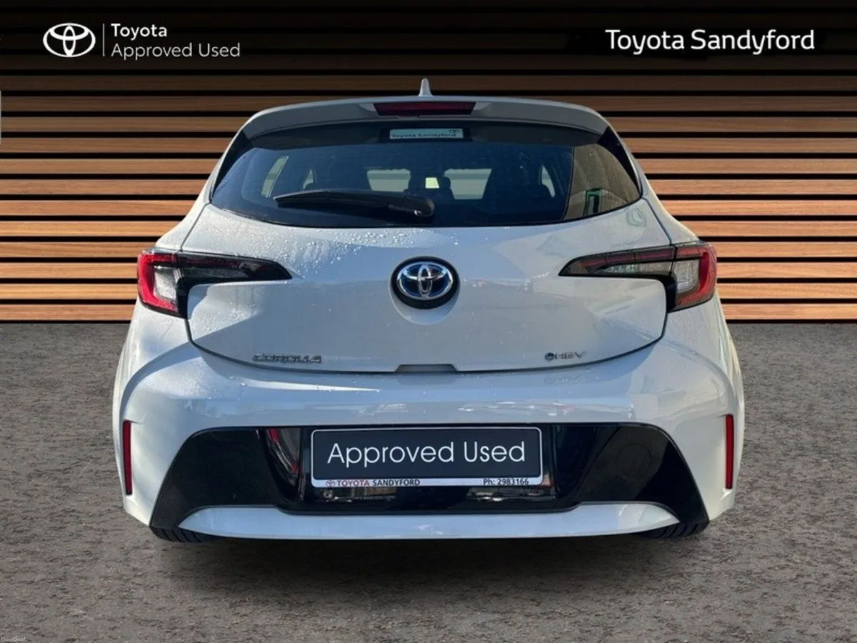 Toyota Corolla HYBRID LUNA HATCHBACK // REAR CAMER - Image 4
