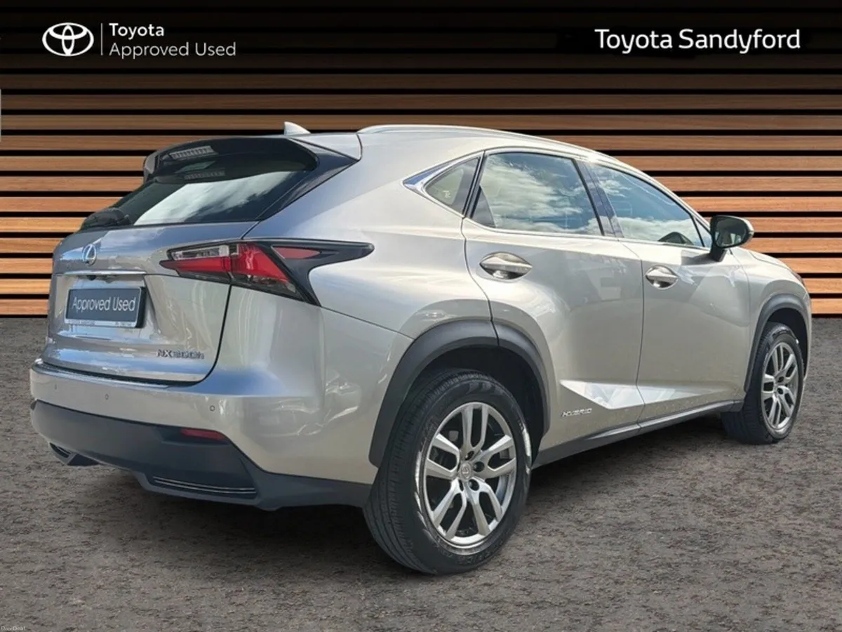 Lexus NX HYBRID AUTO // LEATHER HEATED SEATS // RE - Image 2