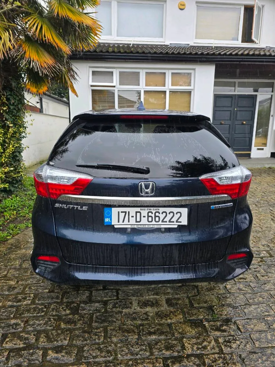 Honda Shuttle Hybrid Automatic low milleage 2017 - Image 3