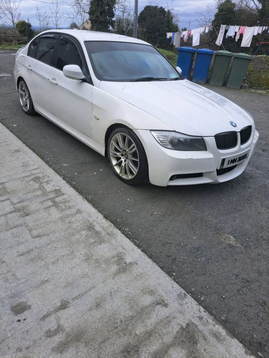 2011 bmw e90 318 with a 320 engine - Image 4