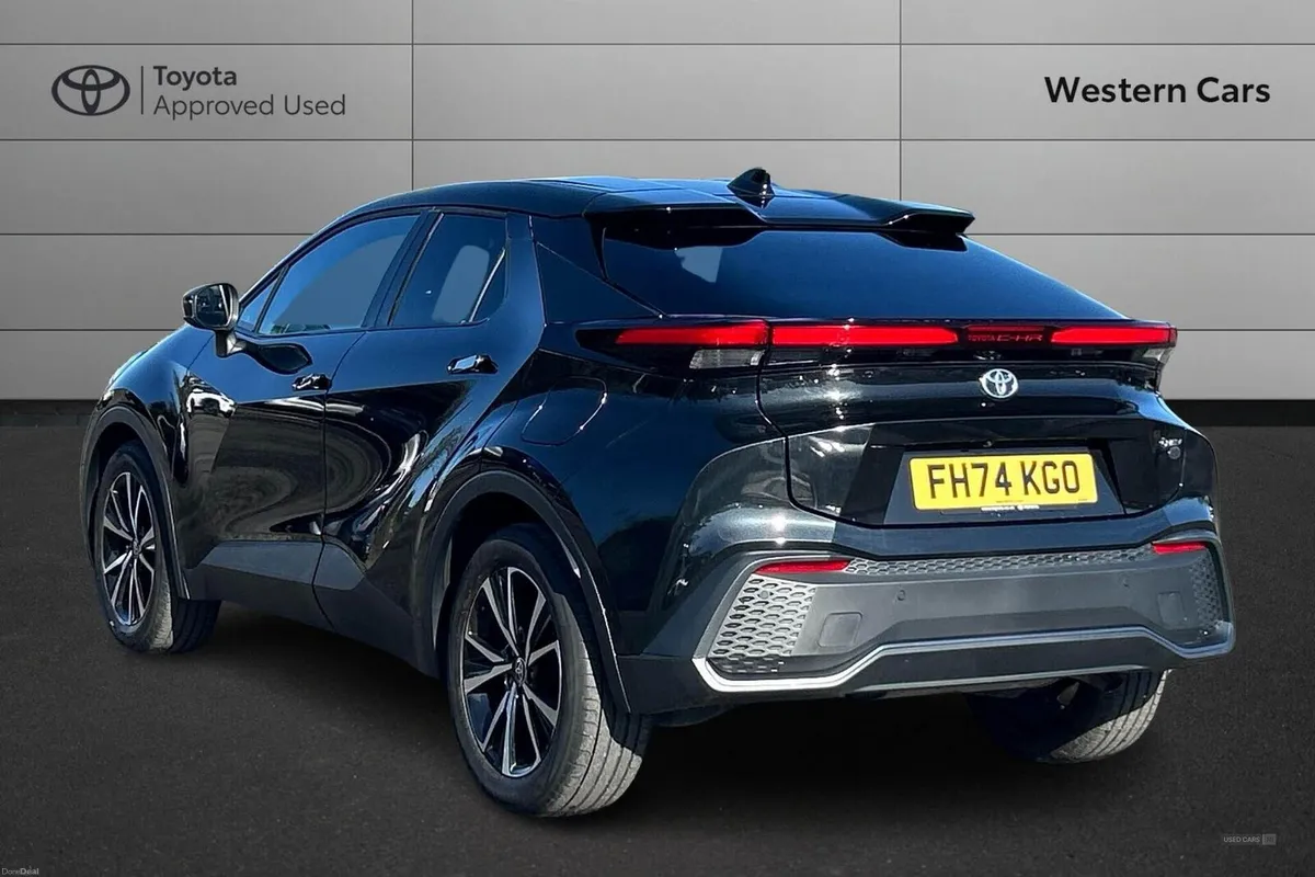 Toyota C-HR 1.8 VVT-h Design CVT Euro 6 (s/s) 5dr - Image 4