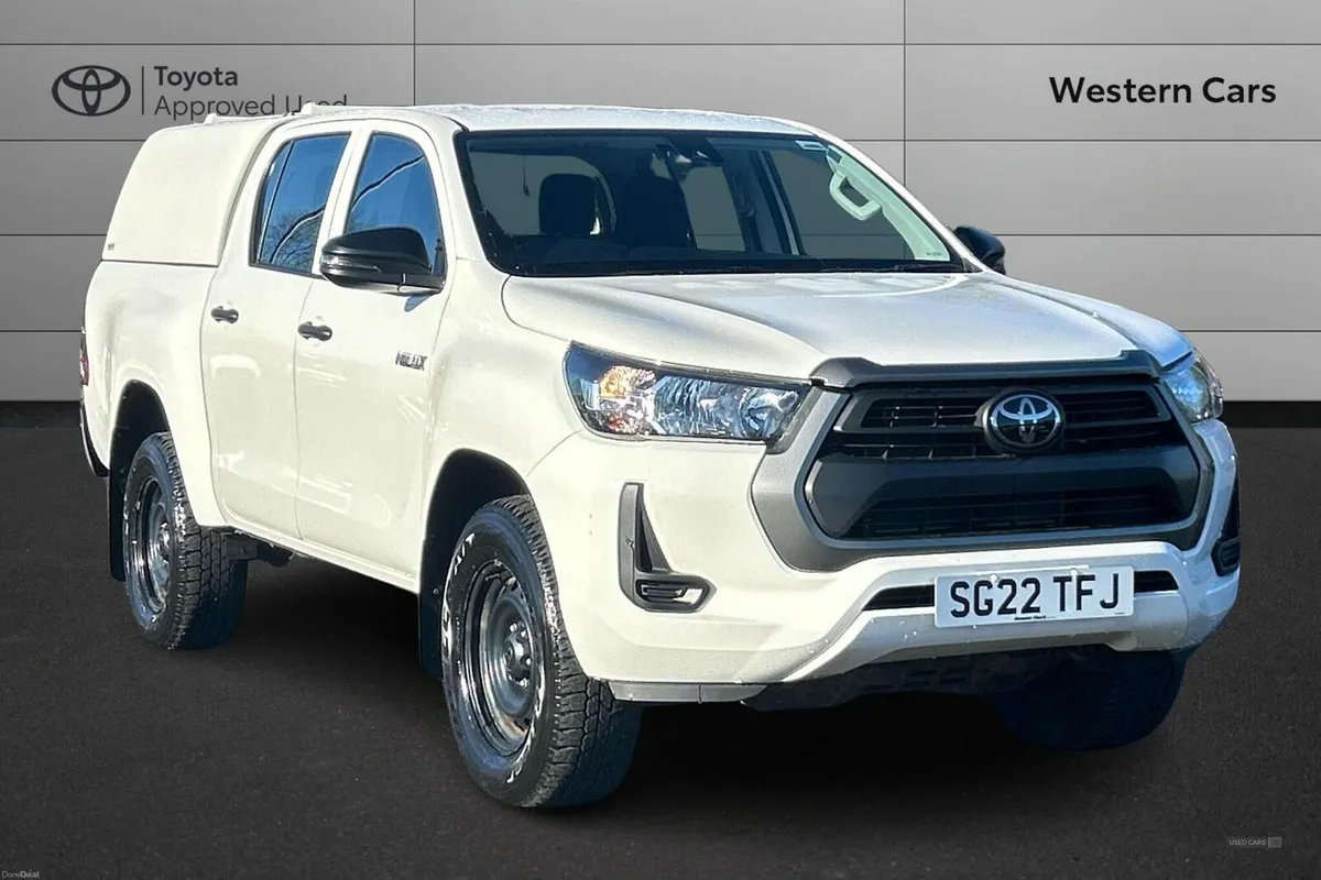 Toyota Hilux 2.4 D-4D Active Extra Cab Pickup 4WD - Image 1