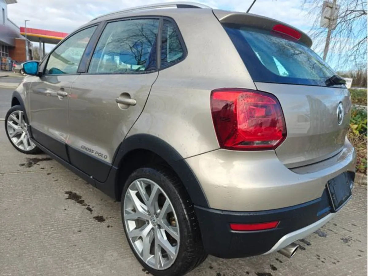 Volkswagen Polo TALL POLO 1.2 AUTO! - Image 4