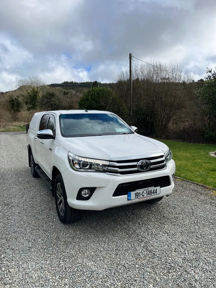 Toyota Hilux 2019 - Image 1