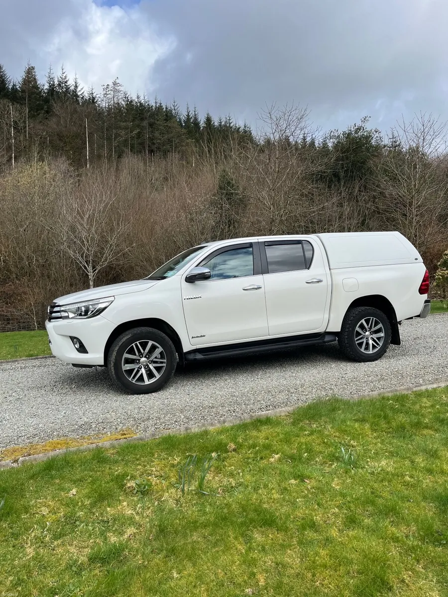 Toyota Hilux 2019 - Image 3
