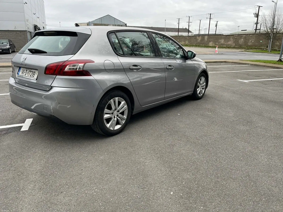 Peugeot 308 - Image 4