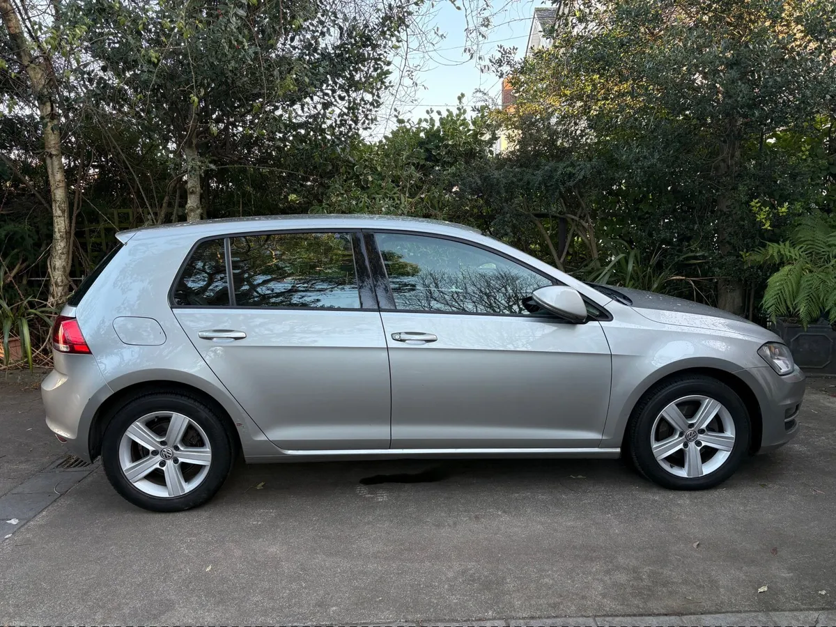 Volkswagen Golf 2014 Highline Automatic - Image 2