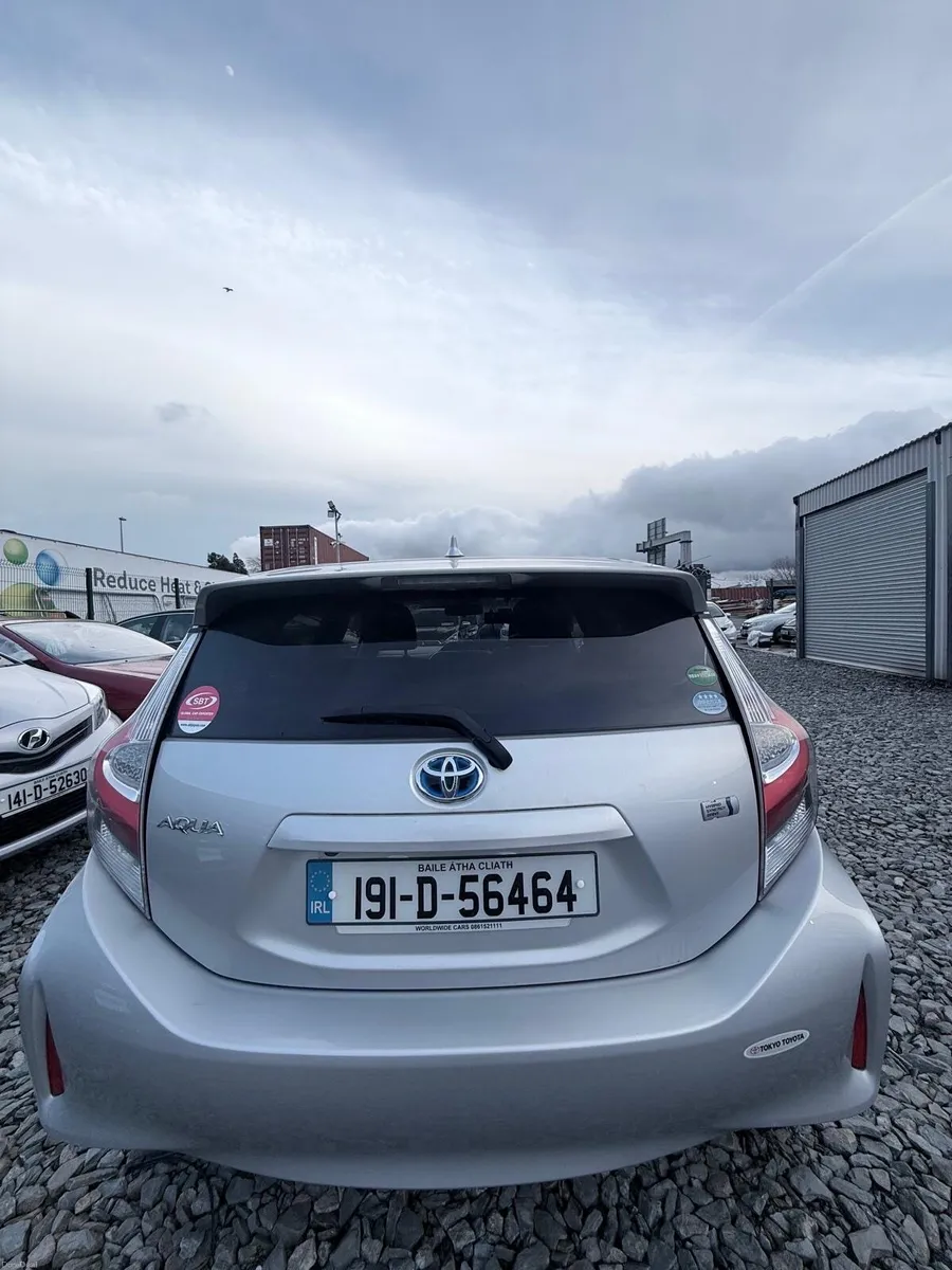 Toyota Aqua 2019 - Image 2