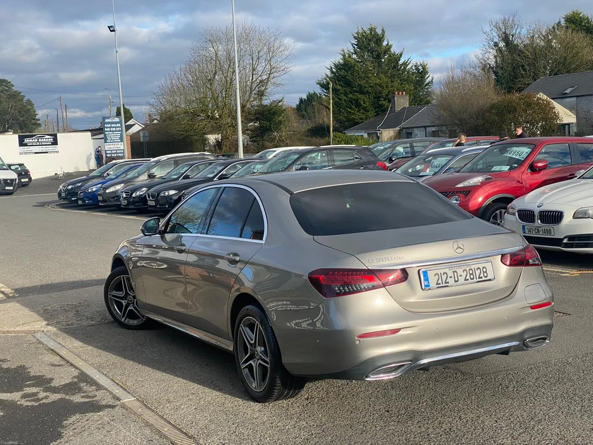 Mercedes E300d 2021 AMG-LINE - Image 4