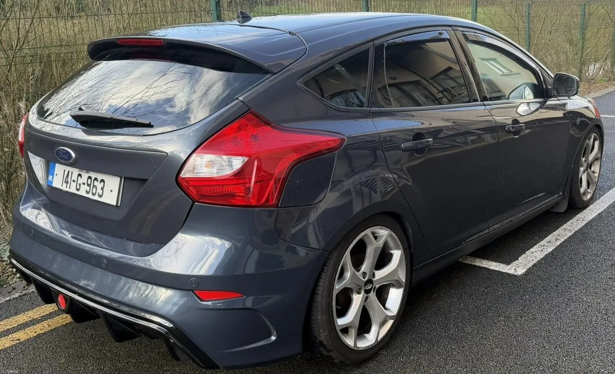 Ford Focus 2014 - Image 3