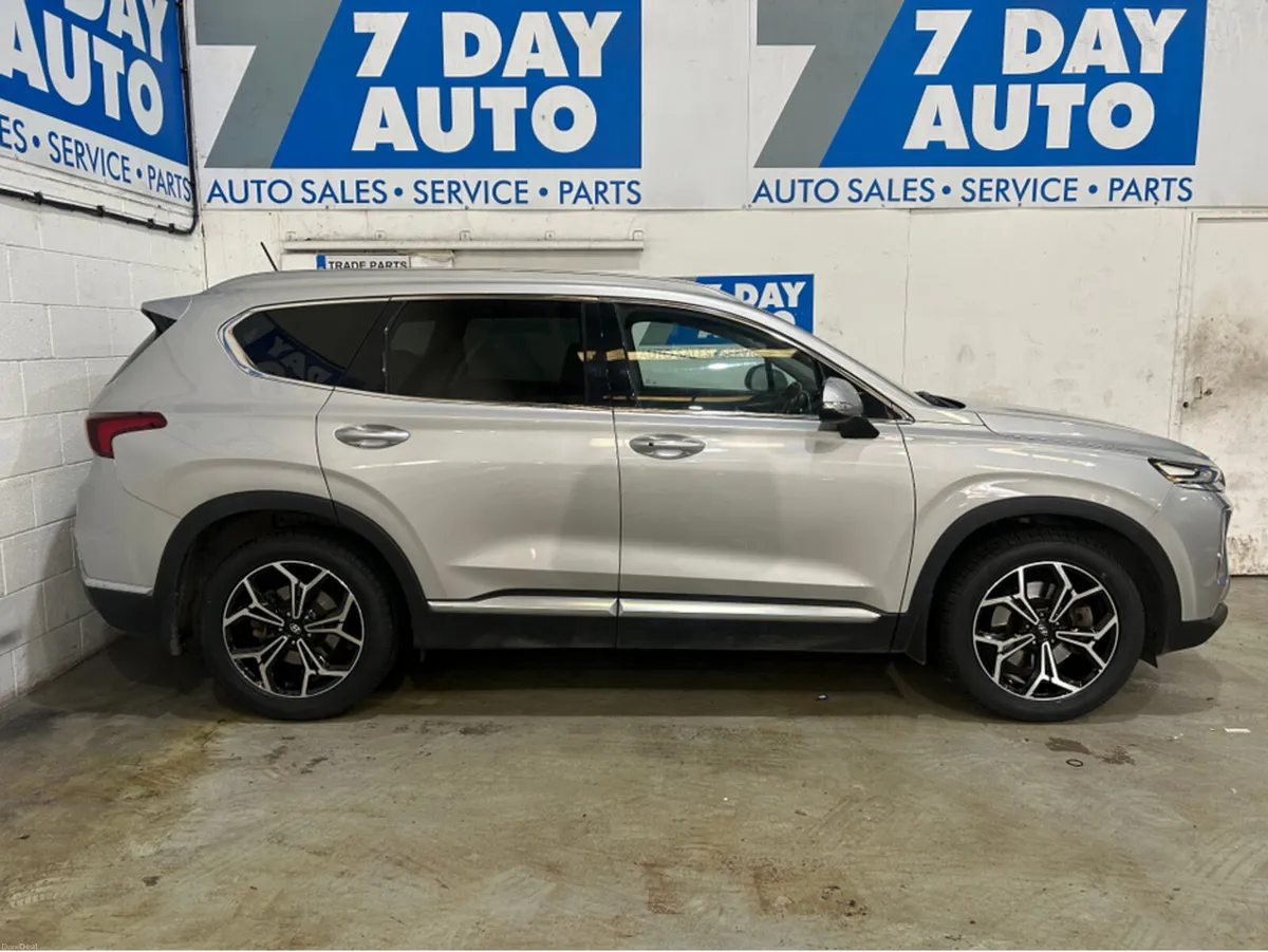 Hyundai Santa Fe EXECUTIVE PLUS 7 SEATER 5DR - Image 3