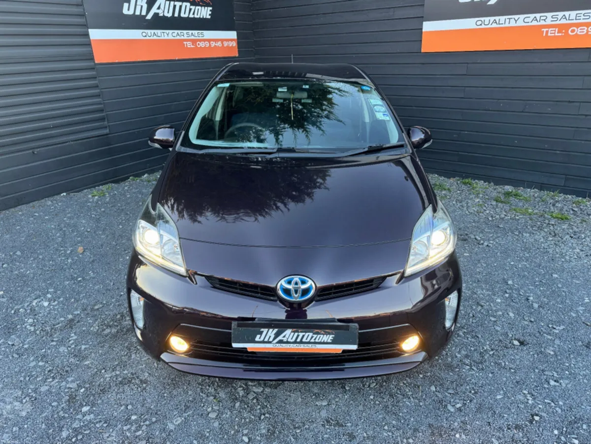 Toyota Prius 1.8 HYBRID AUTO - Image 2