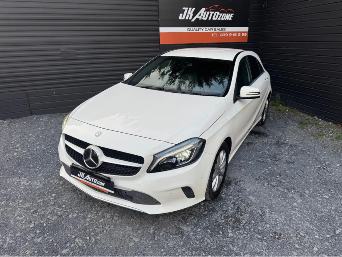 Mercedes-Benz A-Class 1.6 AUTO 5DR - Image 3