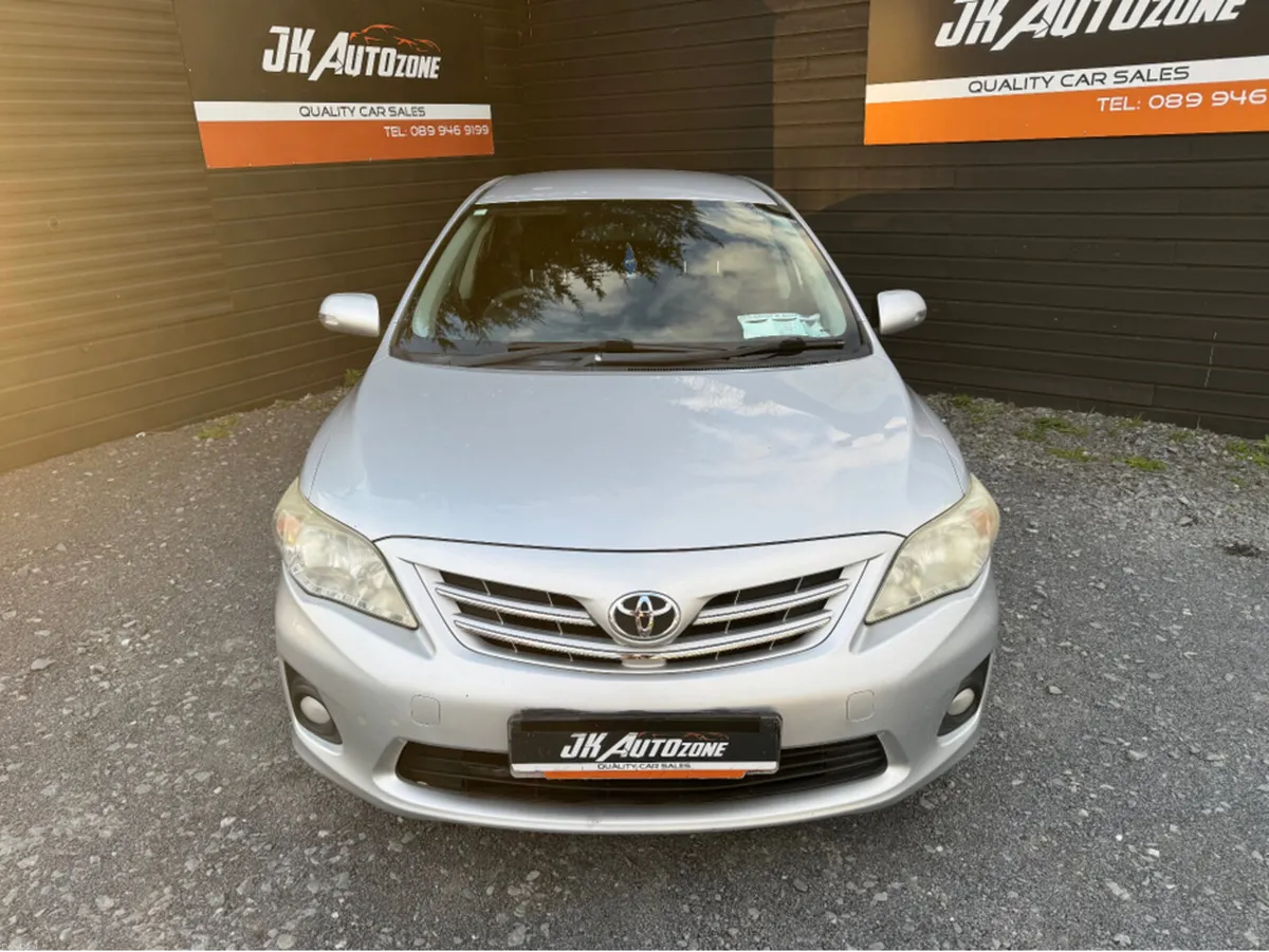 Toyota Corolla 1.3 LUNA MC 4DR SAL - Image 2