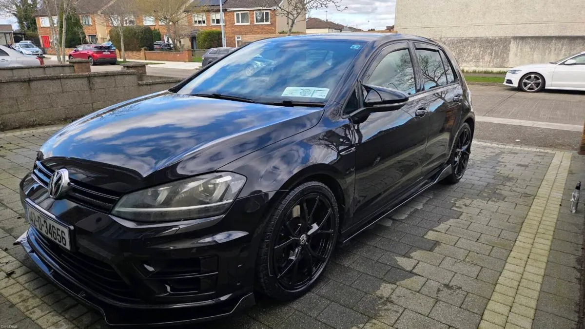 VW Golf R Top Spec FSDH - Image 1