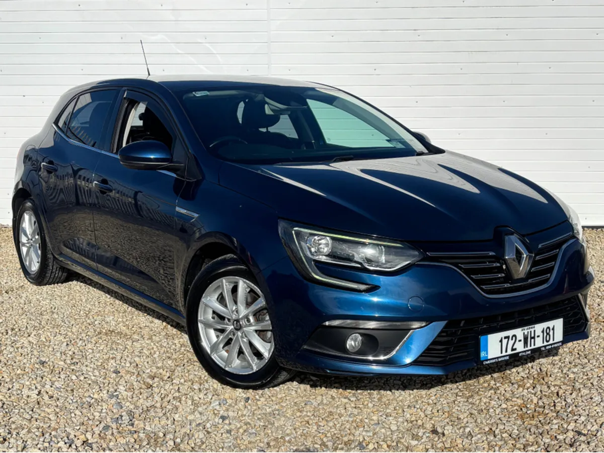 Renault Megane DYNAMIQUE NAV DCI 110 4DR - Image 1