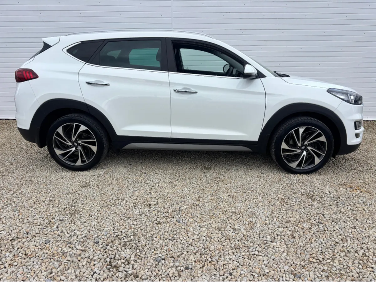 Hyundai Tucson IX35 EXECUTIVE PLUS 5DR - Image 4