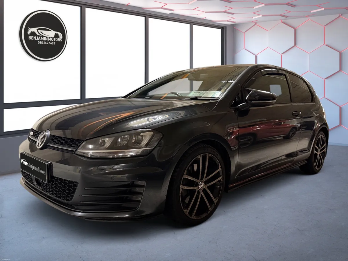 Volkswagen Golf 2014 Gtd Automatic  DSG Good specs - Image 3