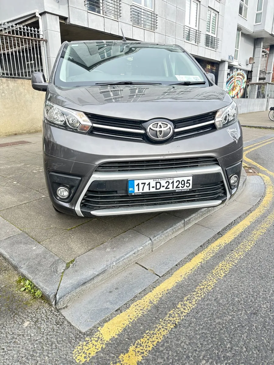 Toyota Proace 2017 9seats. - Image 1