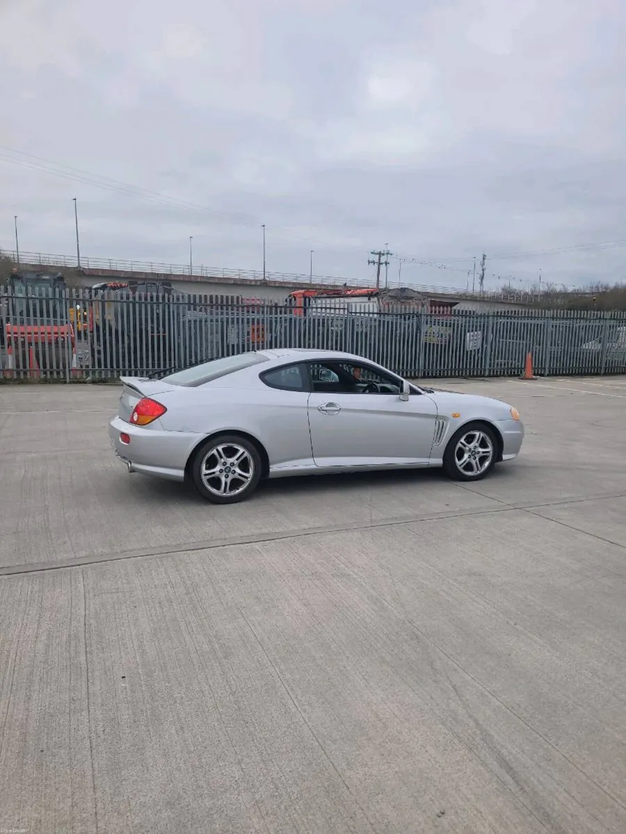 Hyundai Coupe - Image 3