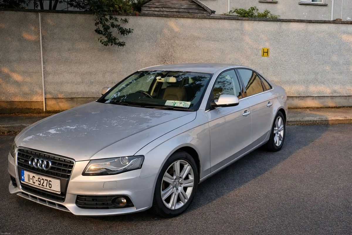 Audi A4 2011 - Image 1