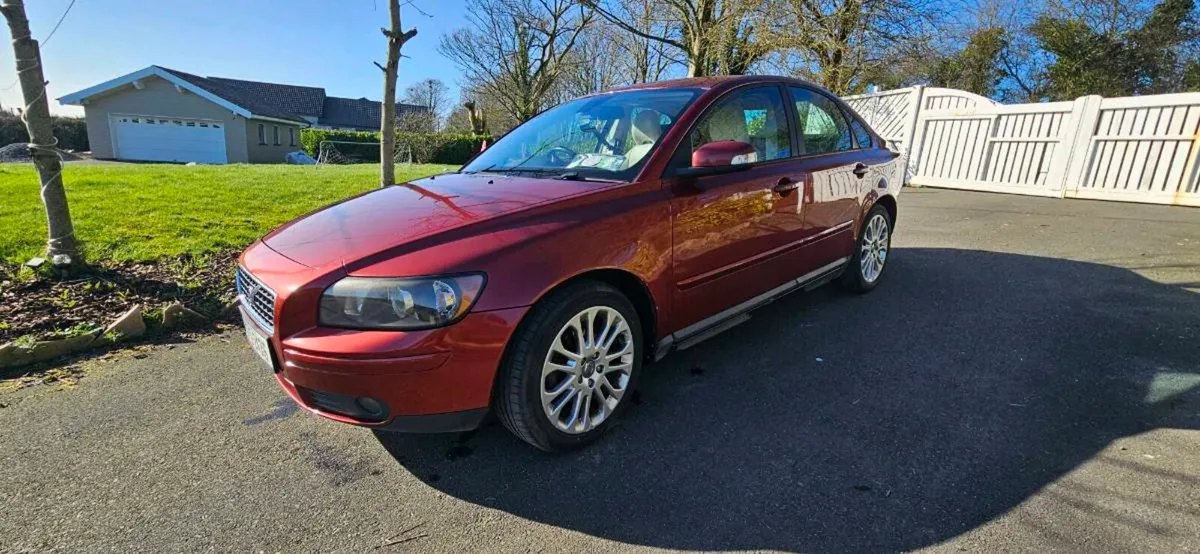 Volvo S40 - Fully Serviced & Very Reliable - Image 1