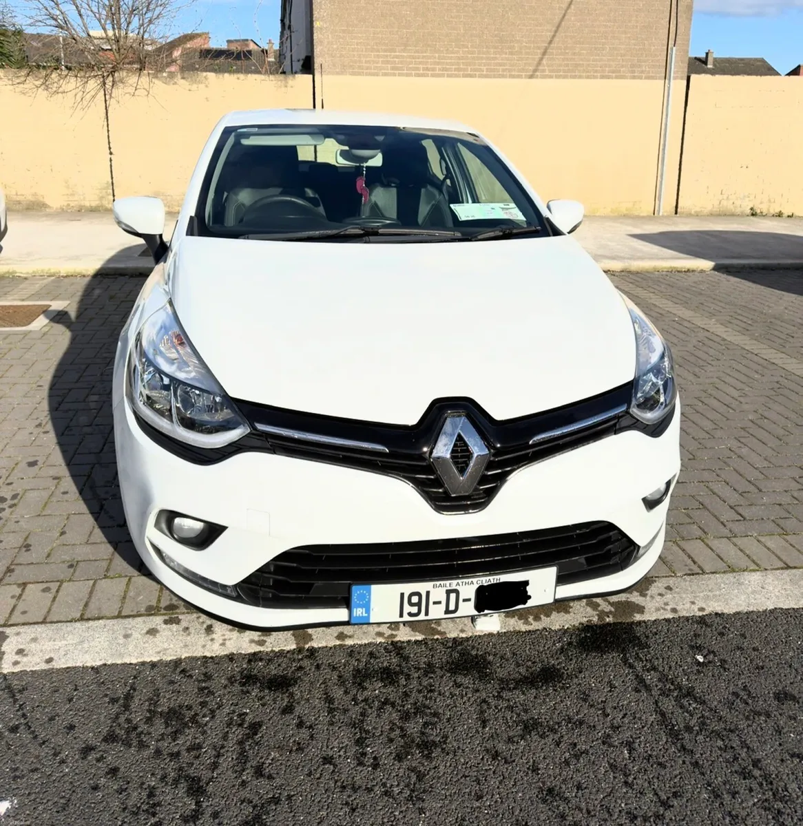 2019 Renault Clio - Image 1