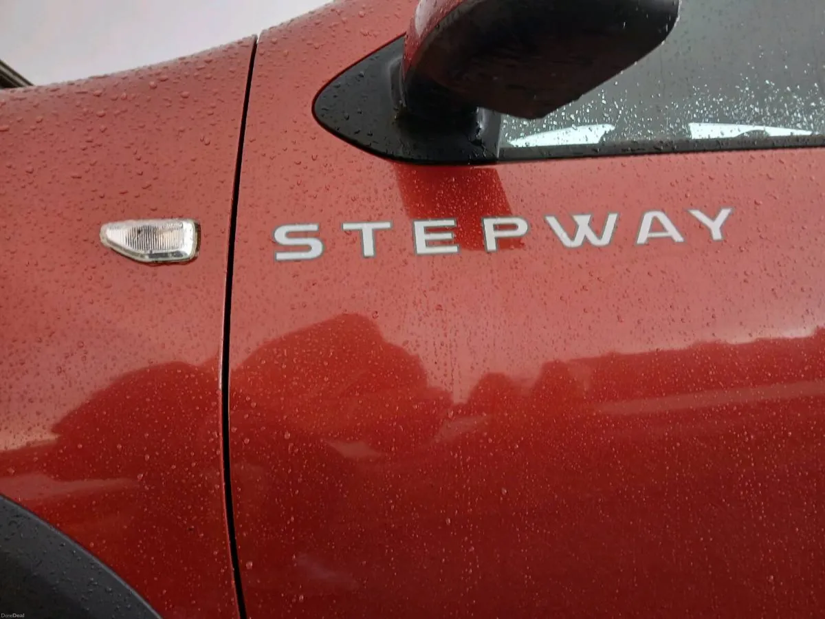 2015 DACIA SANDERO STEPWAY - Image 2