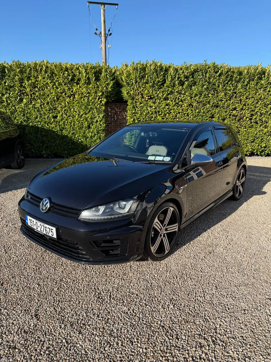 2015 Volkswagen Golf R DSG - Image 4