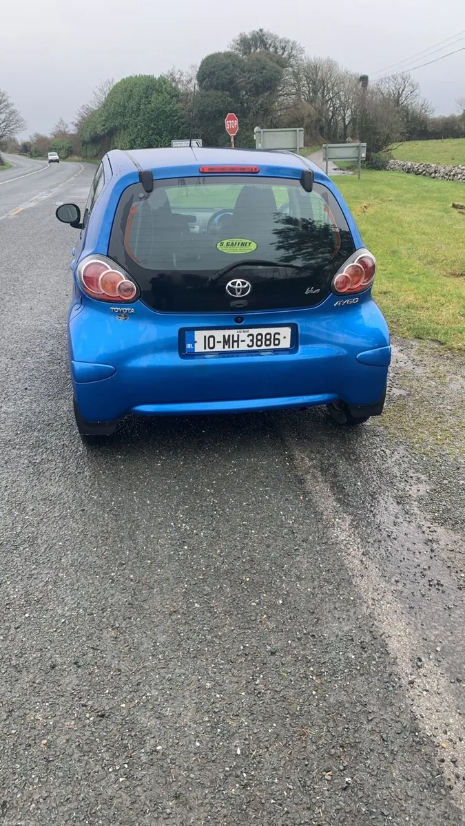 2010 Toyota ago - Image 4