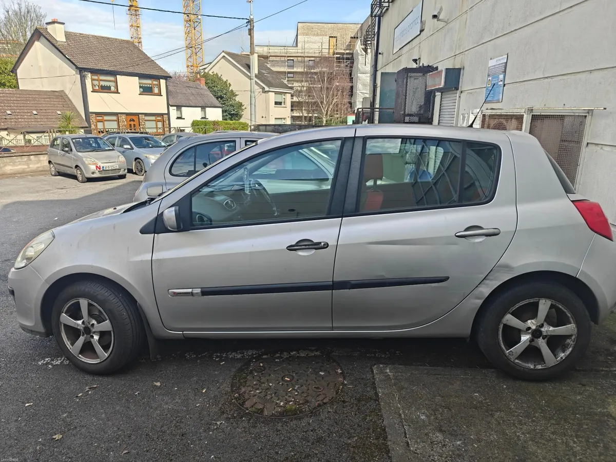 Renault Clio 2008 - Image 2