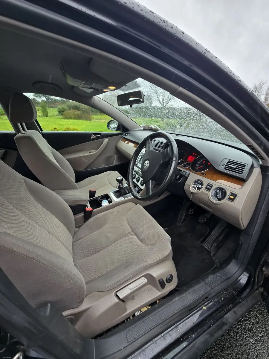 Volkswagen Passat 2008 - Image 4
