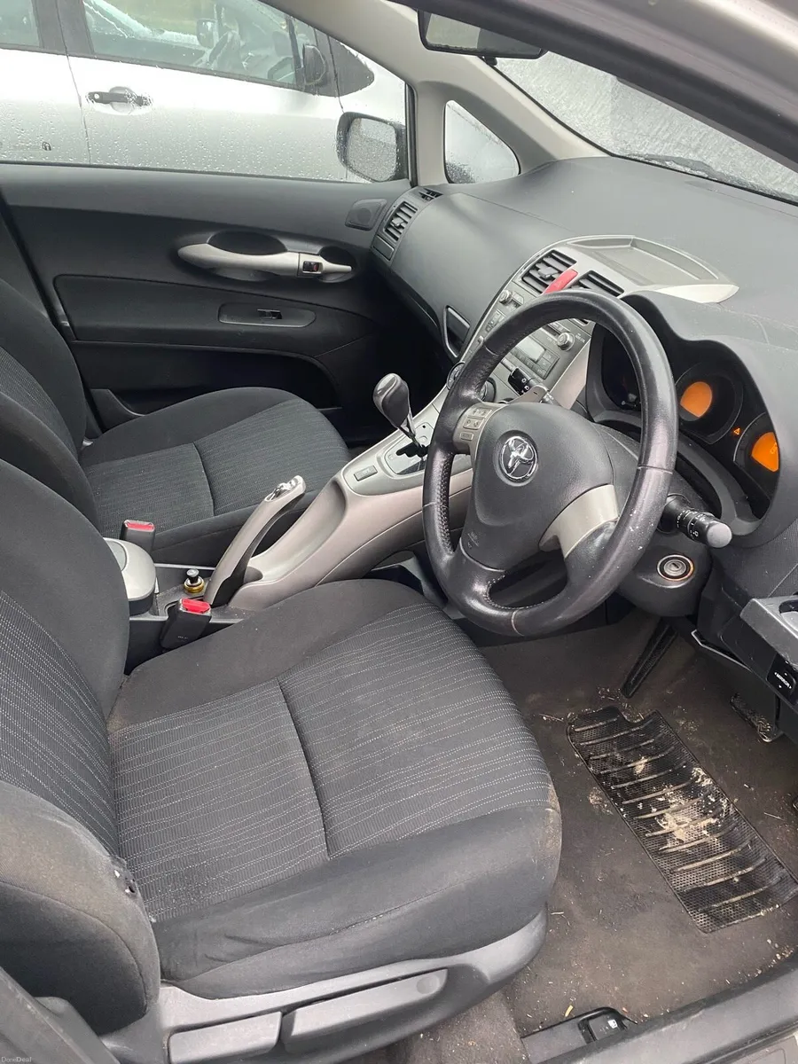 Toyota Auris - Image 3