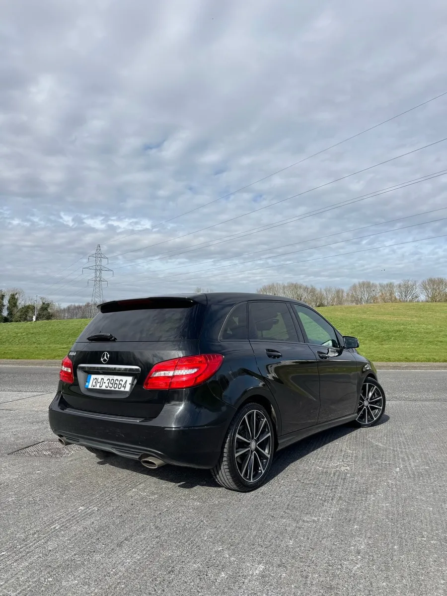 Mercedes-Benz B-Class | 1.6 Petrol | Automatic - Image 4