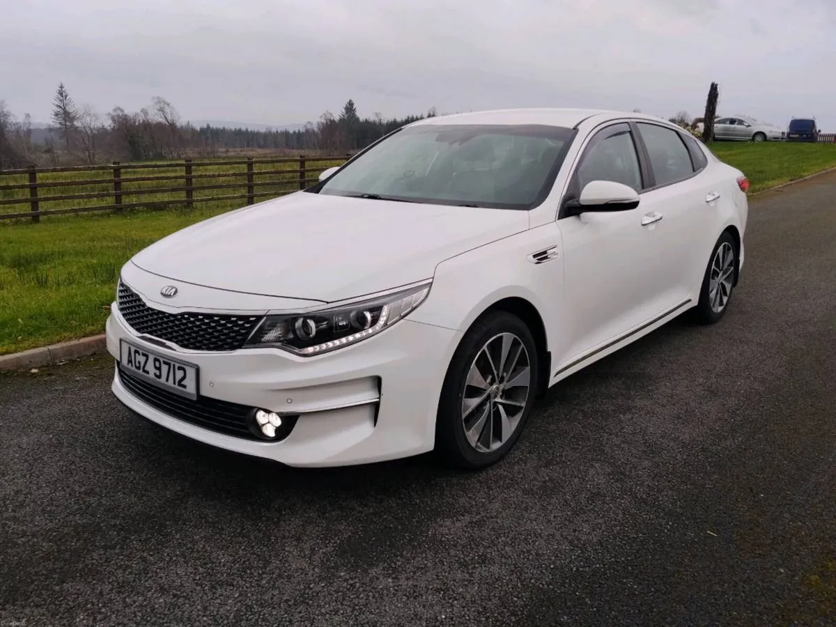 2016 Kia Optima - Image 1