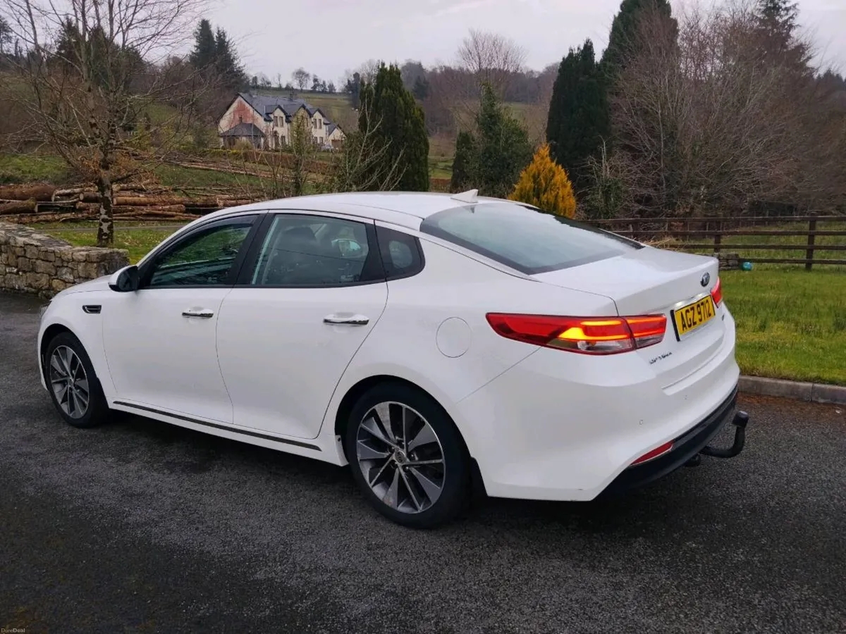 2016 Kia Optima - Image 4