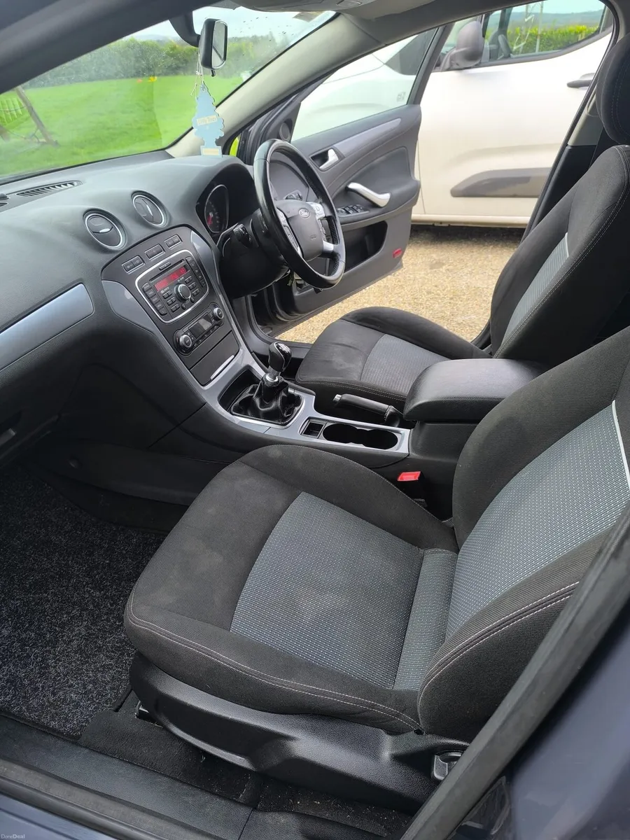 Ford Mondeo - Image 2