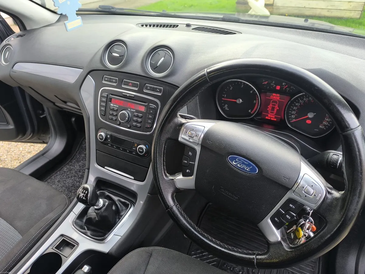 Ford Mondeo - Image 4
