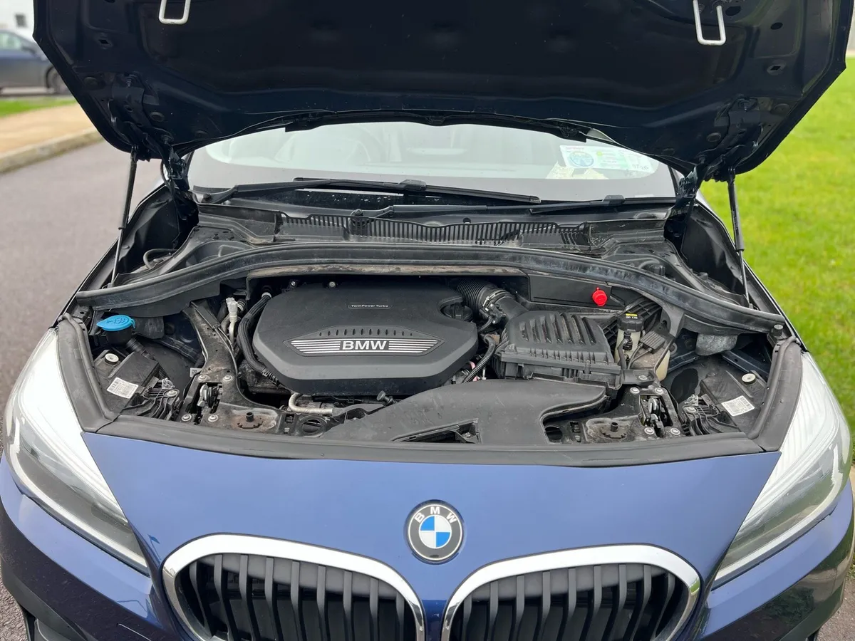 BMW 216 D 7 seater - Image 4