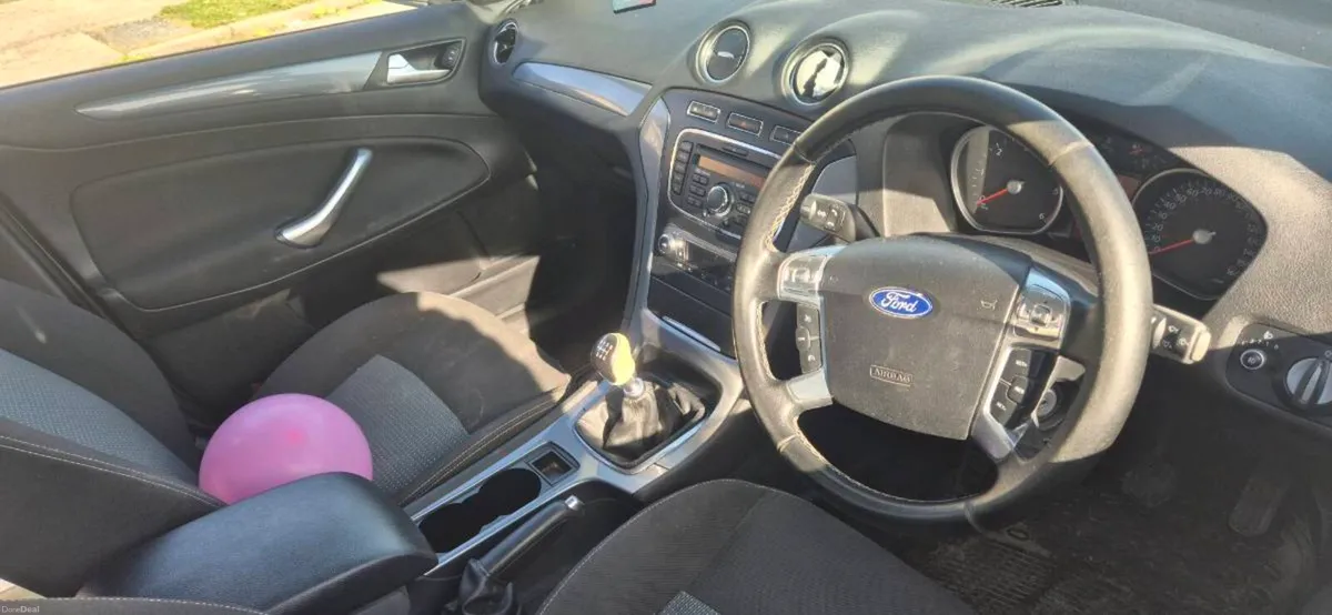 Ford Mondeo 1.6 TDCI ECO ZETEC - Image 3