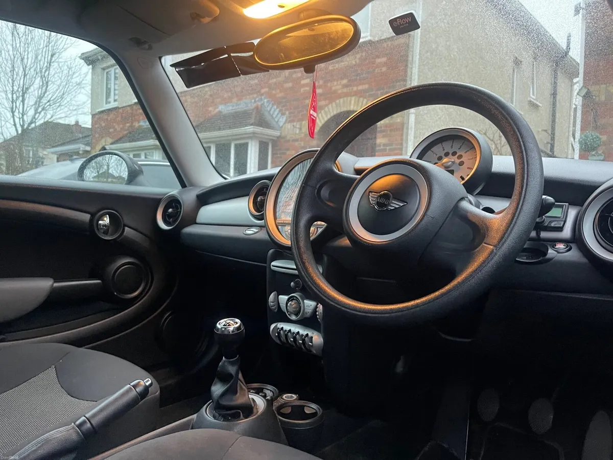 Mini First 2010 - Image 4