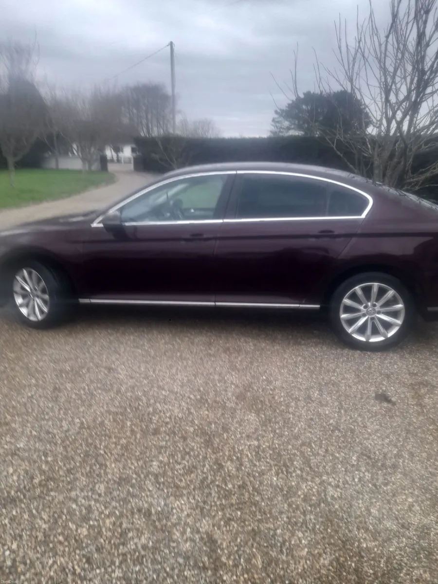 Volkswagen Passat 2016 - Image 3